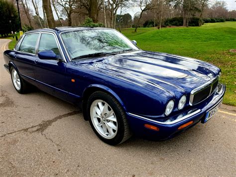 classic jaguar sales.